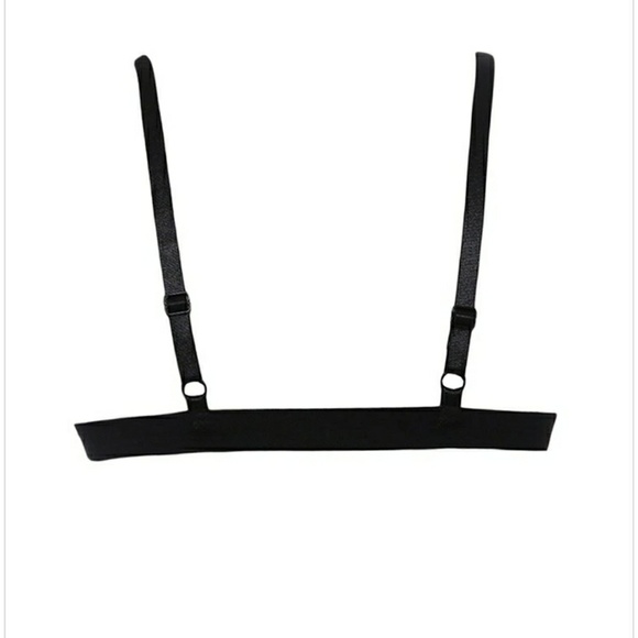 New Arrival!🆕️ Strappy Lace Black Bralette - Picture 3 of 7